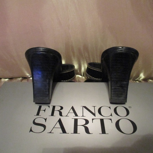 BLACK LEATHER SANDAL - Picture 5 of 6